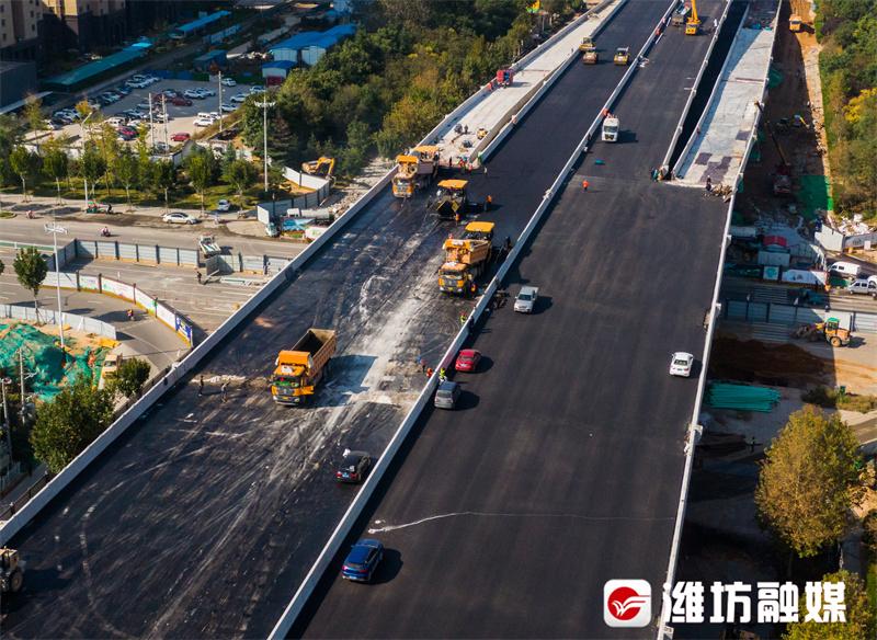 最新通车报道，时代脉络跃动前行
