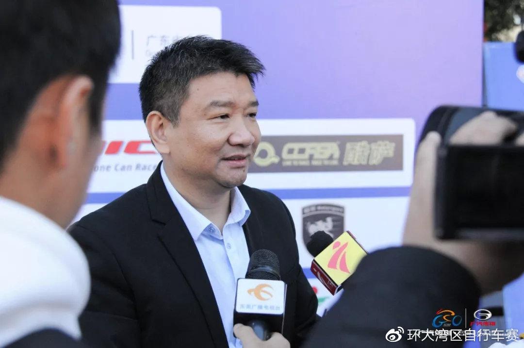 中国最新封路状况，道路变迁中的学习热情不减