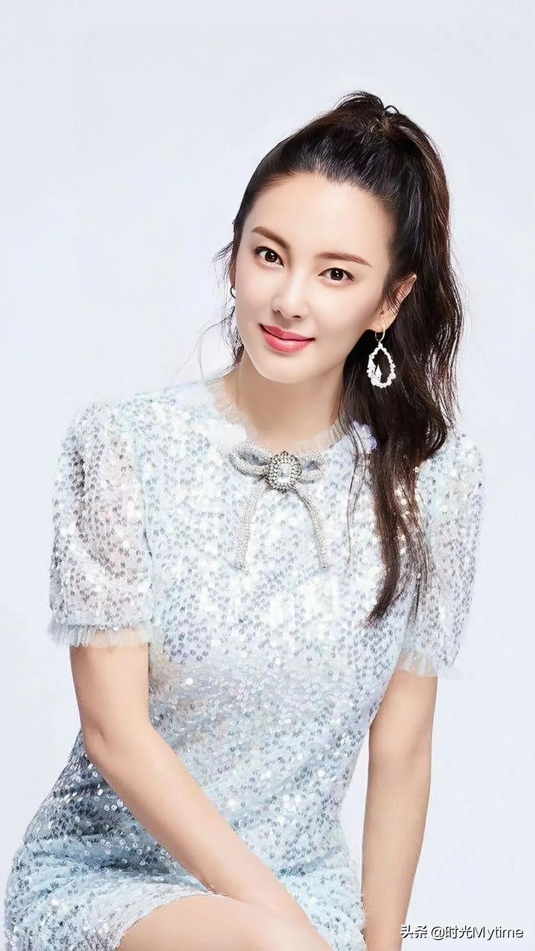 中国影视明星的成长之路，如何成为明星的学习步骤指南