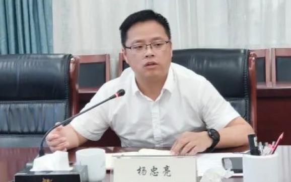 杨忠蜻和杨忠翦引领科技潮流，高科技新品重塑未来生活重磅发布！