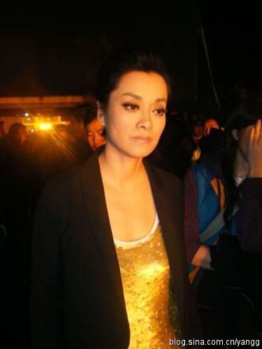 揭秘娱乐圈隐婚明星的神秘婚姻