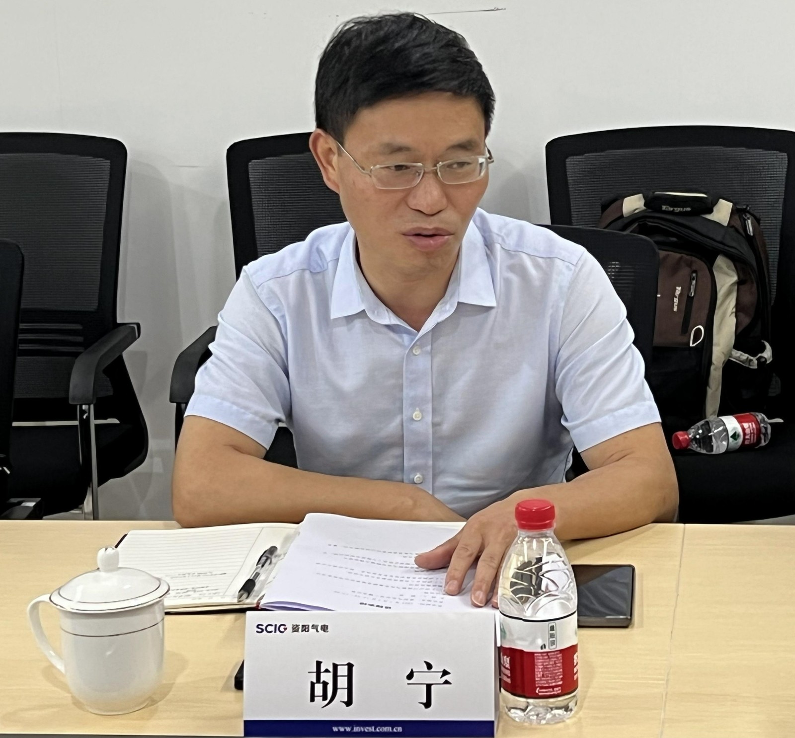 胡宁新动态，城市生活的温馨日常